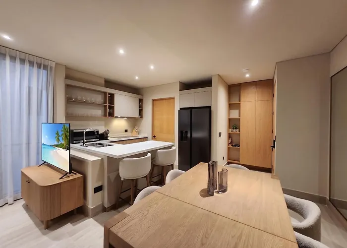 Ameth - Stylish Downtown With Rooftop Pool & Gym *