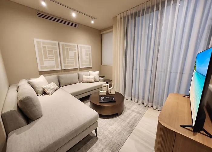 Ameth - Stylish Downtown With Rooftop Pool & Gym Appartement