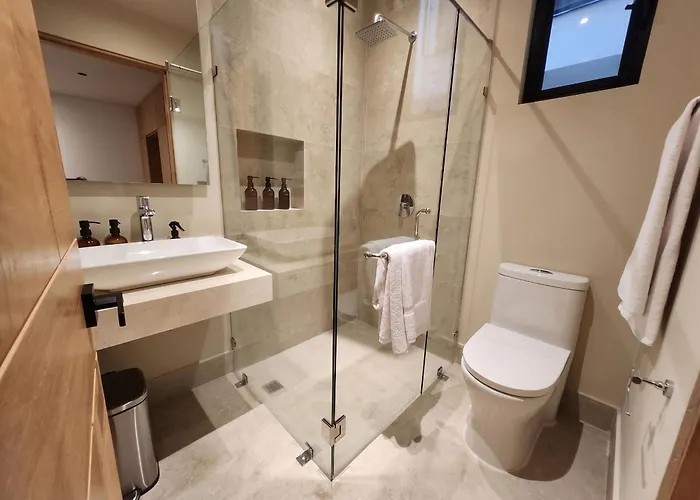 Ameth - Stylish Downtown With Rooftop Pool & Gym *