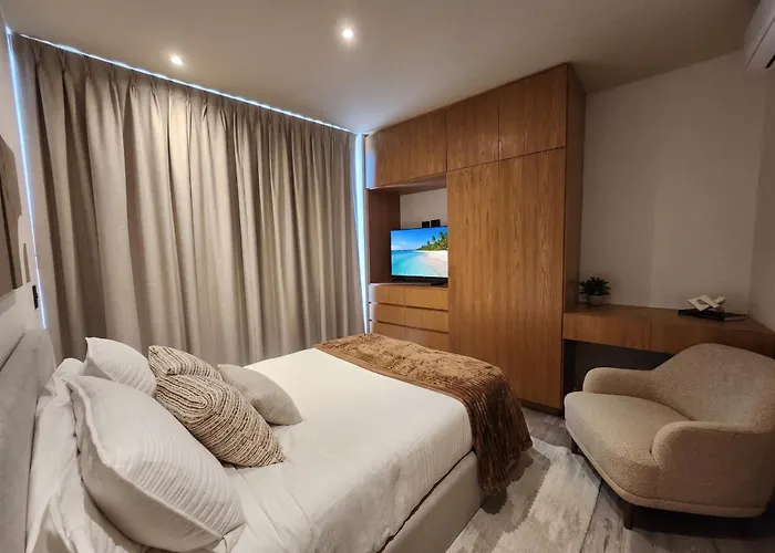 Ameth - Stylish Downtown With Rooftop Pool & Gym Appartement Cabo San Lucas