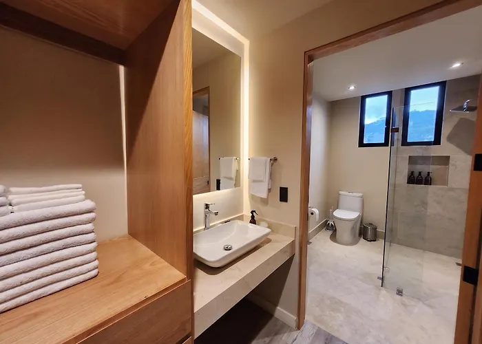 Apartment Ameth - Stylish Downtown With Rooftop Pool & Gym Cabo San Lucas