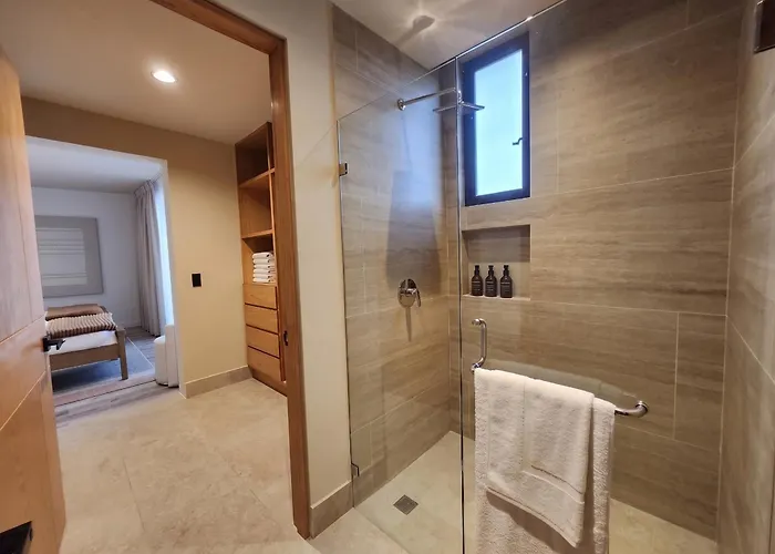 Ameth - Stylish Downtown With Rooftop Pool & Gym Appartement *